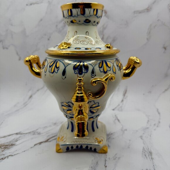 Vintage Gzhel Handmade Russian Porcelain Samovar, Hand-Painted, 8.5" Tall - Picture 16 of 17